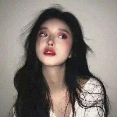 卷发气质女人头像qq头像女生高冷女神图片