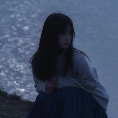 微信女生伤感头像图片大全非常颓废伤感的女头像