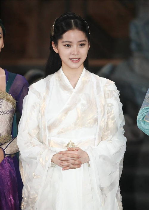 00后最美汉服女星,欧阳娜娜竟第二,第一名实至名归