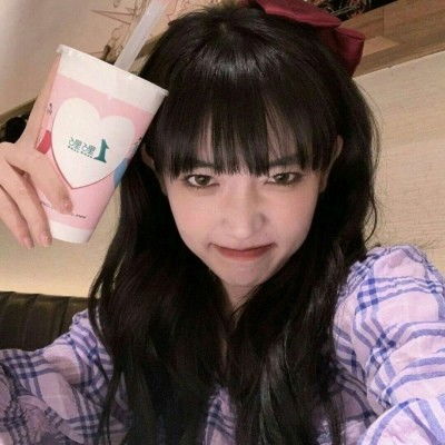 可爱风女生头像每一天的日出日落,都给我一种生活很美好的感觉