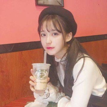拿着奶茶的女生头像,女生头像图片