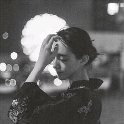 唯美有气质的美女头像好看又迷人何必站在回忆里不肯出去