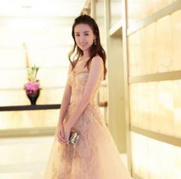 当年她红过郑爽angelababy,是陈坤的最爱,刘亦菲和舒畅都只能给她作陪,却因一个吻自断前程搜狐娱乐搜狐网