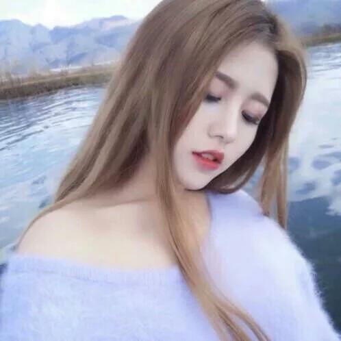 求侧脸长发女生头像,谢谢
