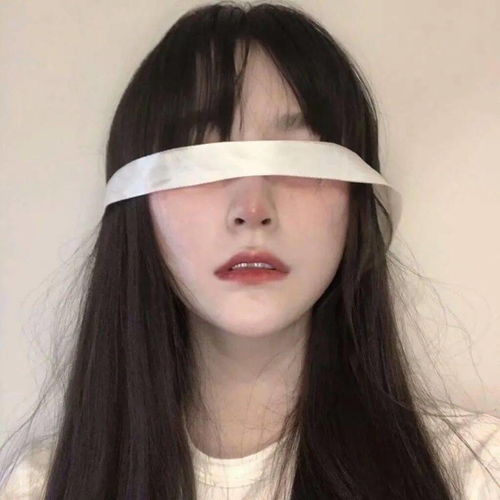医用口罩可爱头像女吴先生