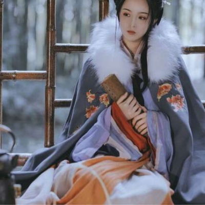 唯美古风好看女生微信头像来日方长只差一个你