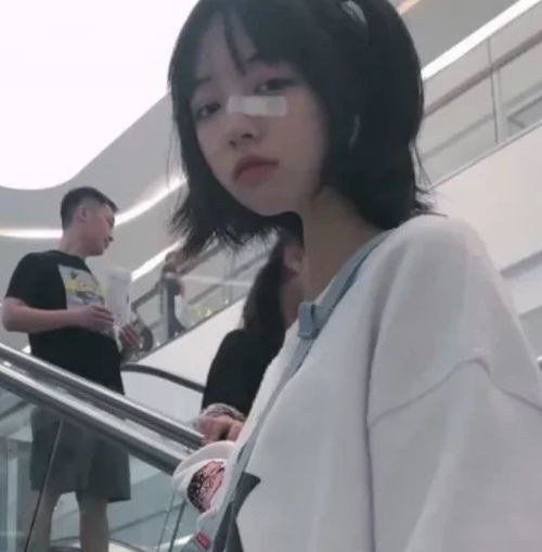 网易云热评妹妹从不打游戏,最近却疯狂玩王者,登她号,我差点崩溃