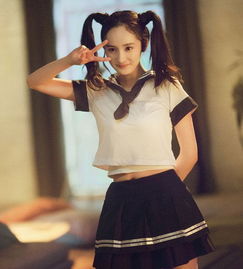 又纯又美是怎样的感觉关晓彤迪丽热巴杨幂女星校服造型颜值pk
