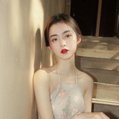 气质美女卡通头像乌克兰
