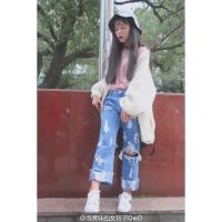 头像女加白色边框高冷