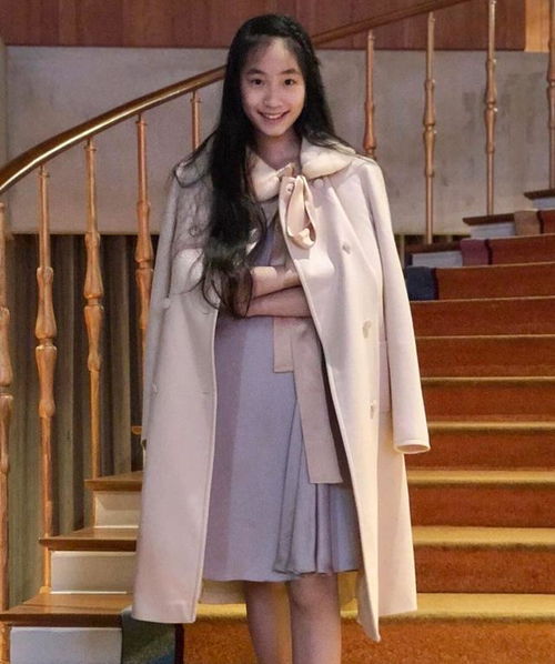 鲜少提及的二女儿,却在生日当天感动哭了小s,她才是真正超模脸