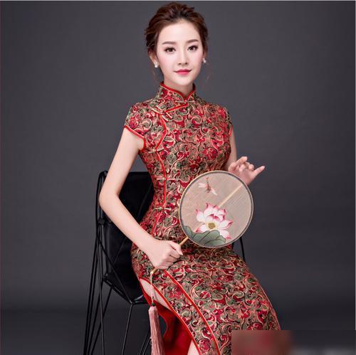 33位穿旗袍的东方美女模特,优雅妩媚,倾国倾城,让人眼前一亮