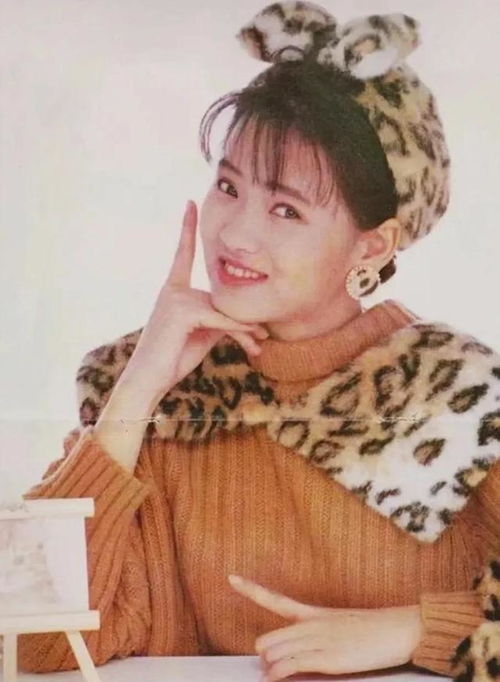 68年的伊能静站在76年的林心如旁边像小妹妹,厉害了,这保养逆袭了