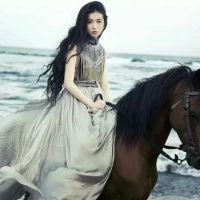 一袭长裙,等你来娶