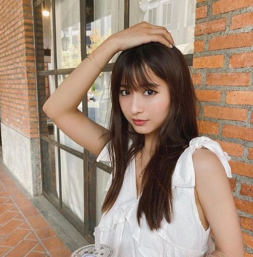 22岁摔角女星家中自杀,生前录制真人秀遭网暴,母亲露面泣诉内幕