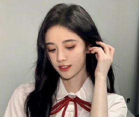 谁说鞠婧祎只适合小清新看到她暗黑系妆容后,网友心脏顶不住