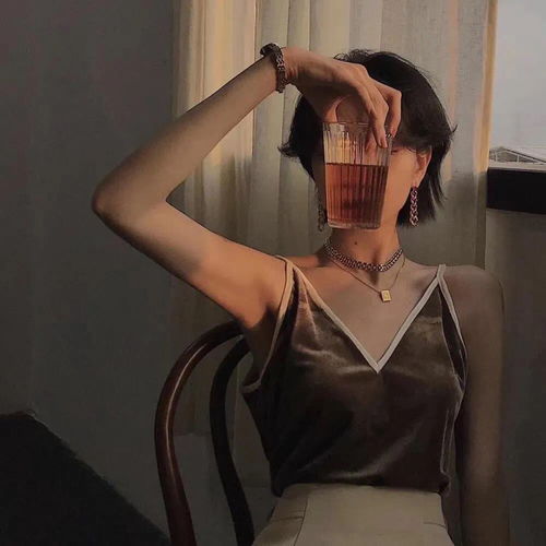 值得长期不换的优质女生头像