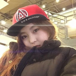你的怀抱现在和谁在温柔美女图片