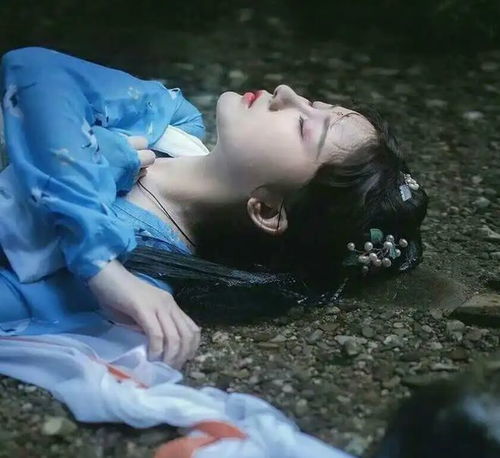 夫君是猎妖师,带回一个美艳女子说要纳妾,可我一眼就看出她是妖