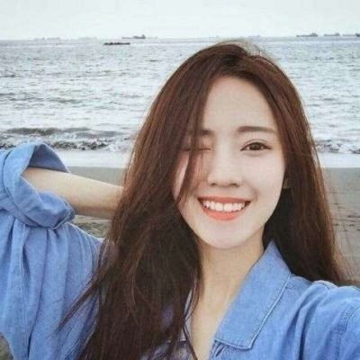 00后小清新蓝色女生微信头像2021最火爆