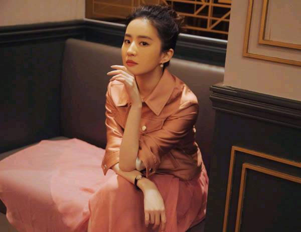 女生头像高清仙气粉色对镜