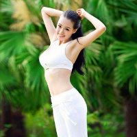 瑜伽头像女生练瑜伽的性感女生头像图片