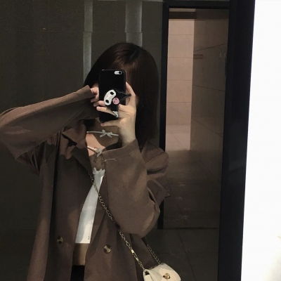 人与人总是在不闻不问的日子里慢女生头像我要个性网