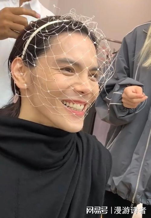 向佐男扮女装涂红唇戴假发吓到儿子,郭碧婷背影散发着仙女气质