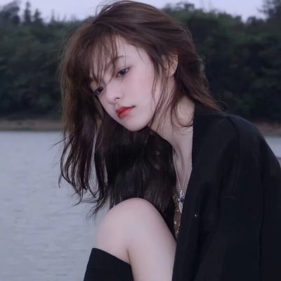 心碎的句子,句句催人泪下,总有一句写进你心窝