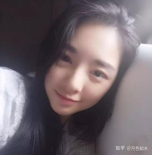 15岁女生头像素颜老态