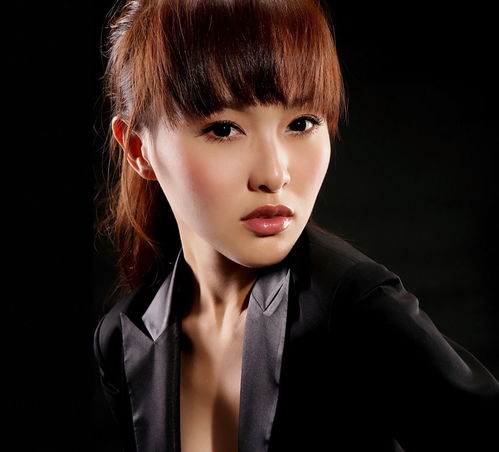 唐嫣可以高贵优雅也可以清新脱俗,她是执着且真性情的女子
