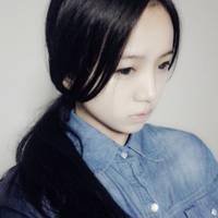 qq头像女生素描我自导自演着不舍,