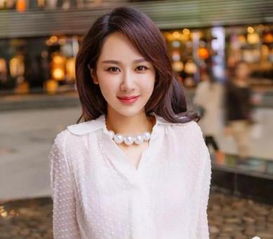百变小女神杨紫穿衣配风格,尽显好身材,网友看到不一定真