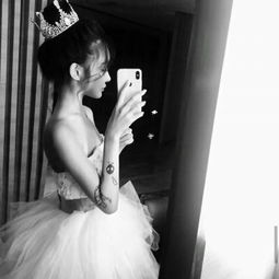 qq暗黑头像女黑白