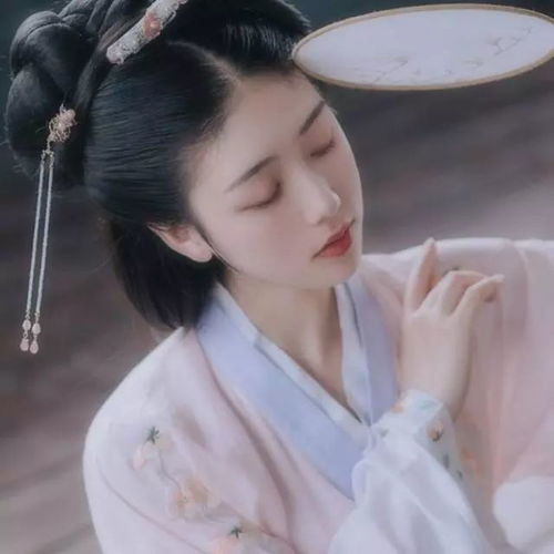正装女生头像图片大全真人古风