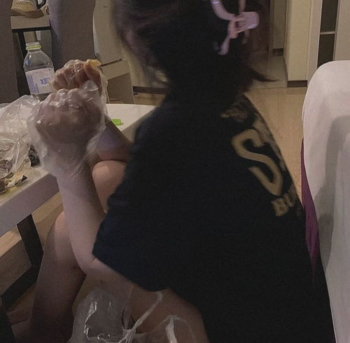 女生头像意难平的个性签名