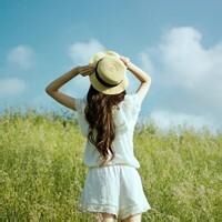 qq皮肤女生闺蜜不带字的5张一模一样