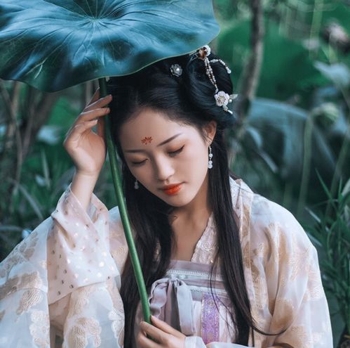 这几个星座女生在日常中,水瓶座的人从外表来看,白羊座也挺喜欢平淡的日子