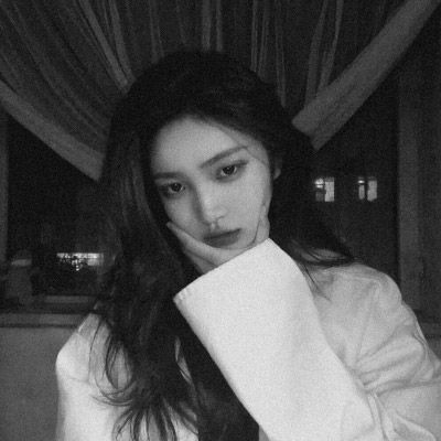 黑白微信头像女生气质唯美美女微信头像气质图片