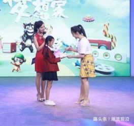 20岁林妙可真的长大了,踩12cm细高跟鞋女人味倍足,美极啦