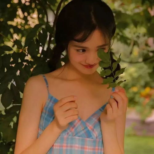 敲可爱的女生头像