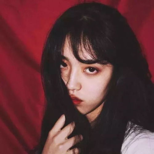 红色系头像唯美女生头像