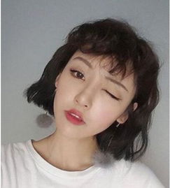 二次元刘海短发发型个性又俏皮的刘海短发