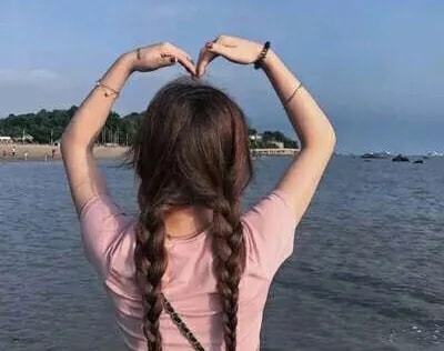 妈妈告诫女儿,这三种家庭的男生,再喜欢也不能嫁