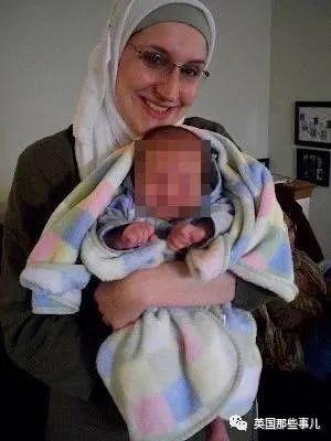 美国女子成把女儿送给isis当性奴,亲手训练女子袭击队...美国只判20年