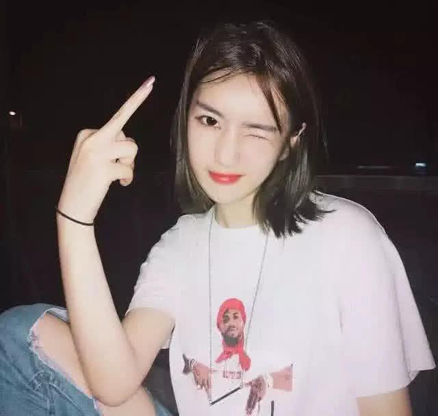 很黄很暴力的挑逗情话,杀伤力极强,女孩感动的死心塌地
