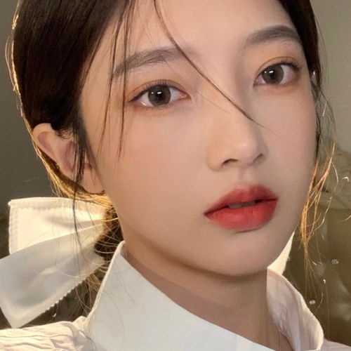 女生头像自卑溢出来了就变成了安静与温柔