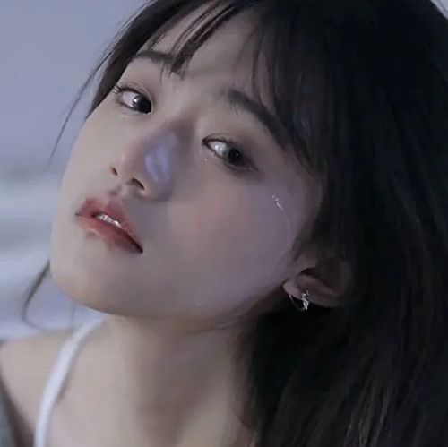特别a的纯欲风女生头像姐姐的眼神好杀我啊