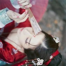 撩人妩媚唯美好看的真人古风头像没钱没身份没长相没死