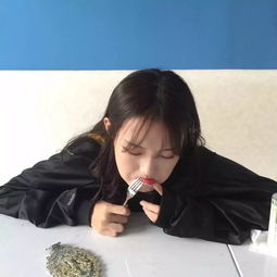 头像我打算把喜欢自己当成最紧要的事情放在心上